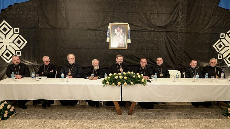 «Священик є тими руками, які Бог простягає до свого народу», — Глава УГКЦ до духовенства у Бразилії - фото 1