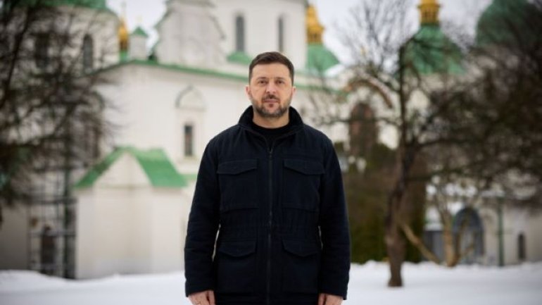В Киеве Зеленский и зарубежные гости участвуют в молитве за Украину - фото 1