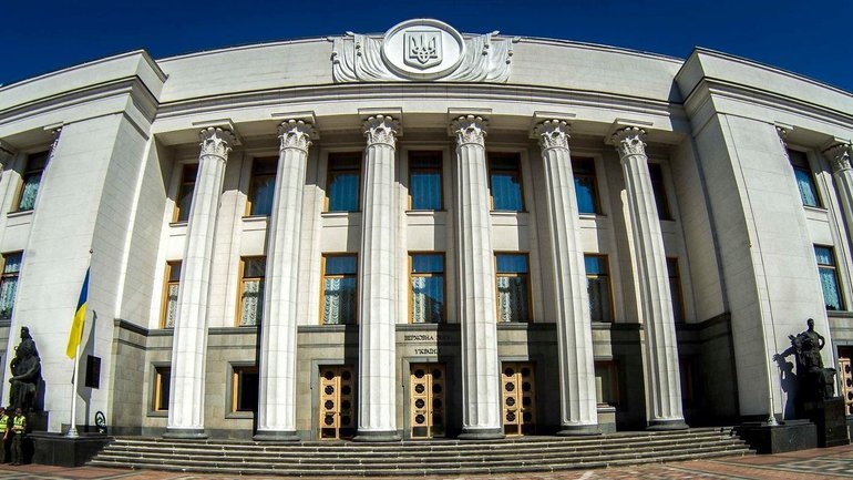 В Национальный день молитвы в Верховной Раде прозвучала просьба о победе Украины - фото 1