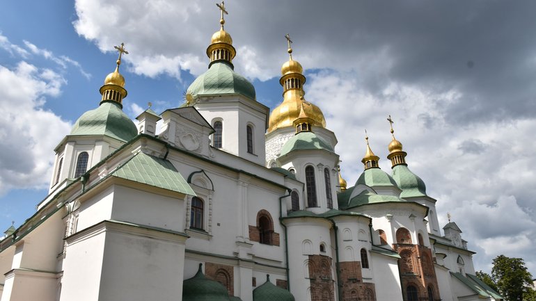 За годы войны процент православных в украинском обществе уменьшился, — Центр Разумкова - фото 1