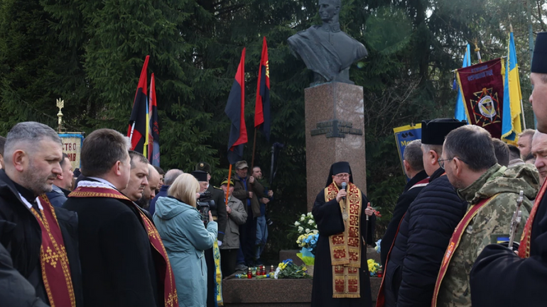 На Львівщині молитовно вшанували пам'ять Романа Шухевича - фото 1