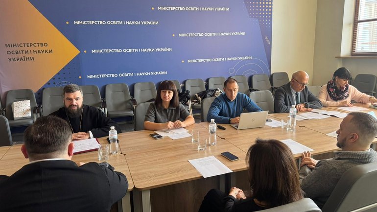 Громадська рада при МОН розглянула Концепцію духовно-патріотичного виховання - фото 1