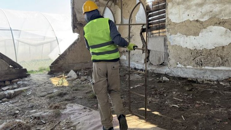 Єдину в Європі дерев'яну синагогу перевезуть з села Великі Комʼяти до Ужгорода - фото 1
