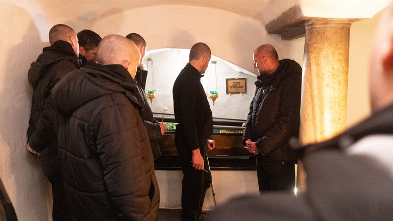 Звільнені з російського полону воїни відвідали Національний заповідник «Києво-Печерська лавра» - фото 1