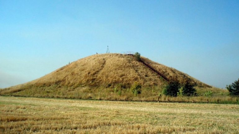 Духовну пам’ятку «Лугова могила»  внесено до об’єктів культурної спадщини Дніпропетровщини - фото 1