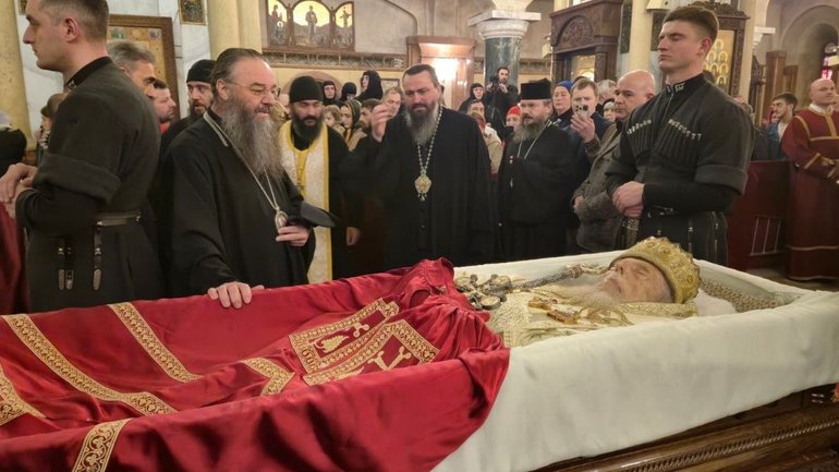 Підсудний митрополит УПЦ МП Лонгин тепер побував у Тбілісі - фото 1