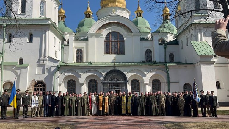 У Софії Київській відбулася Міжконфесійна молитва за Україну - фото 1