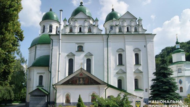 У Києві судитимуть посадовця, який на 666 тис грн зависив реконструкцію Флорівського монастиря - фото 1