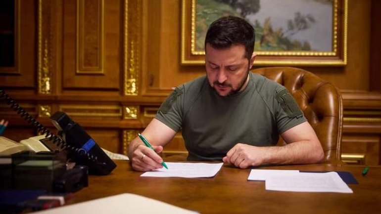Зеленський запровадив санкції проти російських військових та релігійних діячів - фото 1