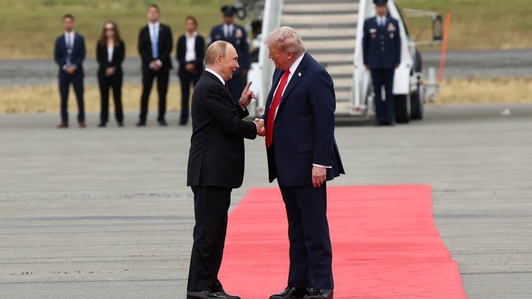 В РПЦ вважають, що для релігійного Трампа православний Путін ближчий, ніж нехристиянська Європа - фото 1