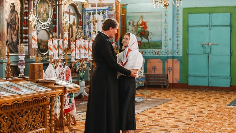 Вірність, що сильніша за страх: Неділя жінок-мироносиць - фото 1
