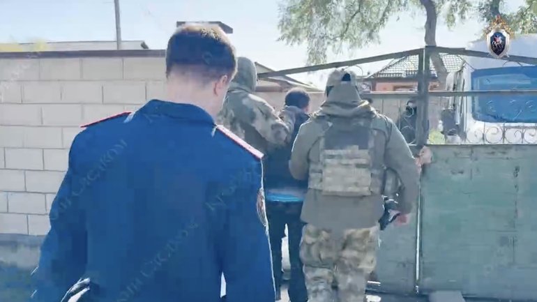 В окупованому Криму силовики затримали чотирьох Свідків Єгови - фото 1