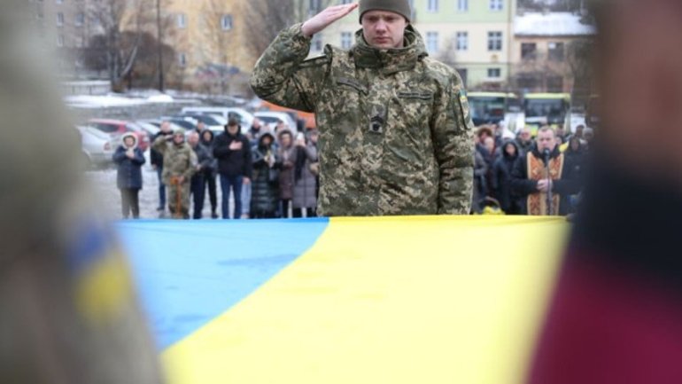 Верховна Рада України ухвалила закон про прощальний ритуал для воїнів, зниклих безвісти - фото 1