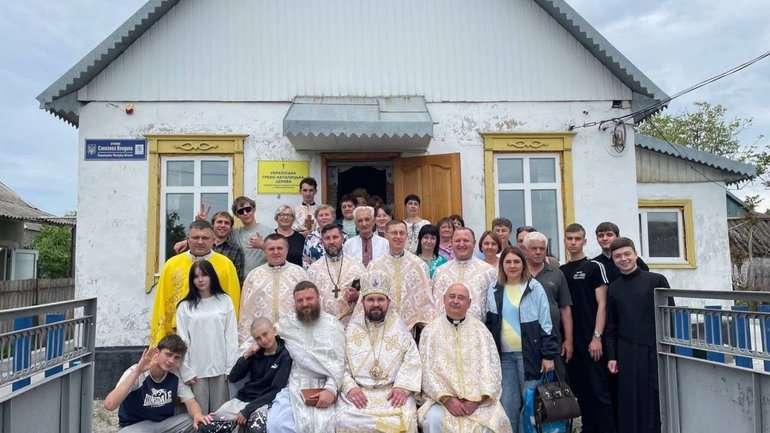 На Дніпропетровщині освятили центр УГКЦ для дітей та молоді з прифронтових територій - фото 1