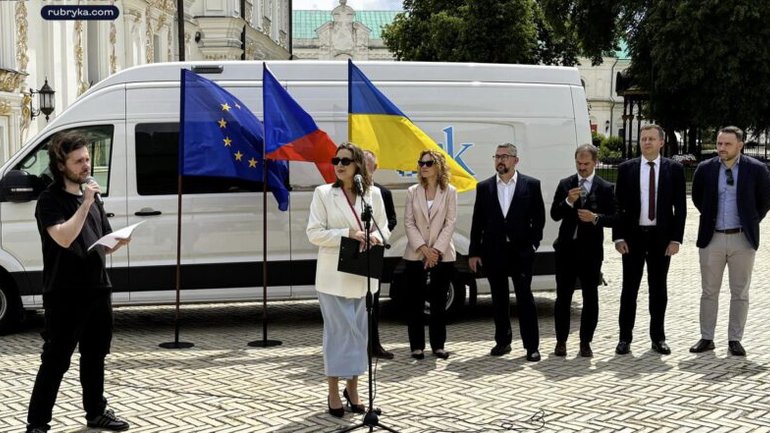 У заповіднику “Києво-Печерська лавра” представили мобільну лабораторію цифровізації культурної спадщини ARK III - фото 1