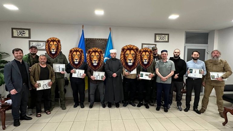 Муфтій Сулейманов нагородив воїнів медаллю «За служіння Ісламу та Україні» - фото 1
