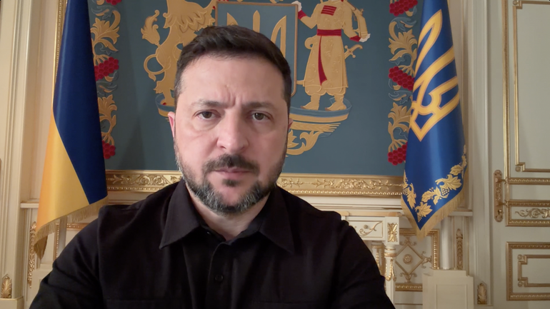 Удар по Киево-Печерской лавре — одно из крупнейших преступлений России против христианской культуры, — президент Украины - фото 1