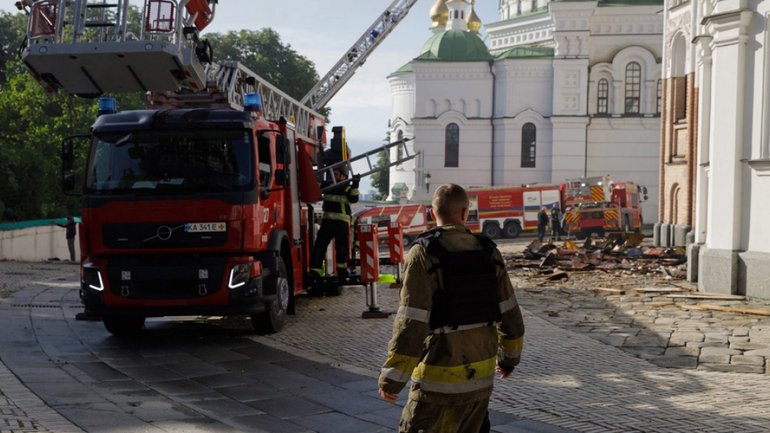"Безкарність породжує нові злочини", - Нацкомісія у справах ЮНЕСКО вимагає реакції керівництва на удар по Київській лаврі - фото 1