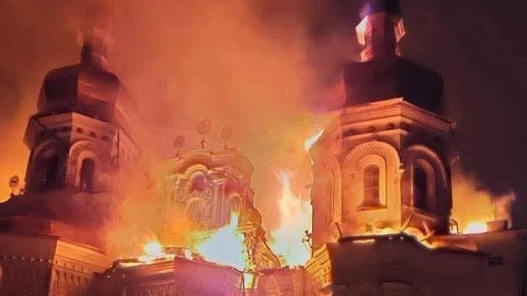 Рада Церков: Обстріл лаври є черговим злочином проти християнства - фото 1
