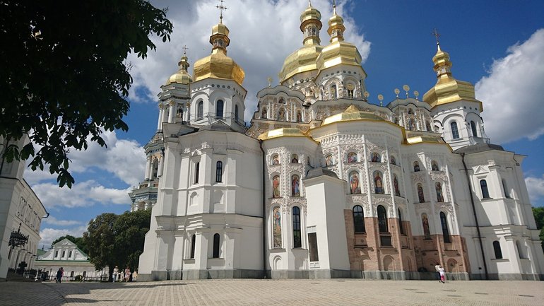 Лавра. Війна - фото 1