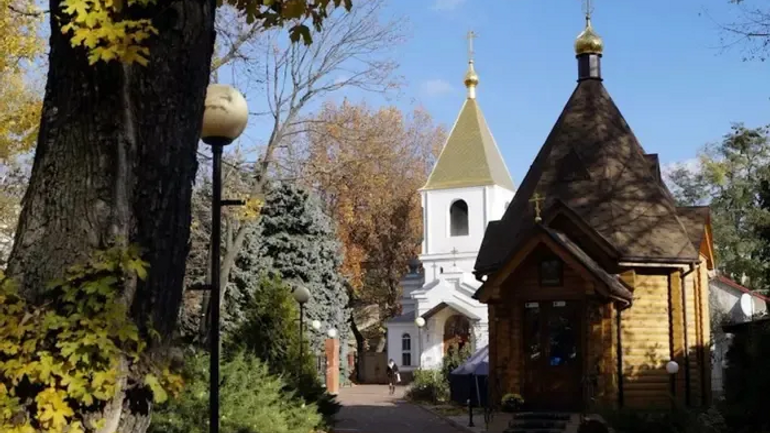 Храм у військовому госпіталі Одеси перейшов до ПЦУ - фото 1