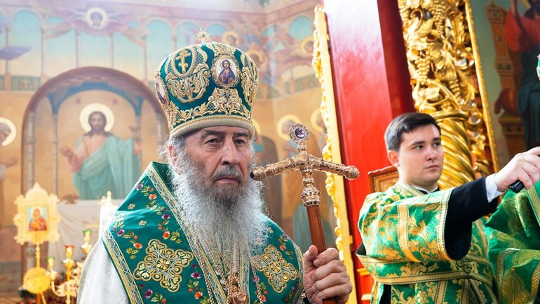 митрополит рпц онуфрій радісно слухає привітання до іменин 25 червня 2026 року - фото 1