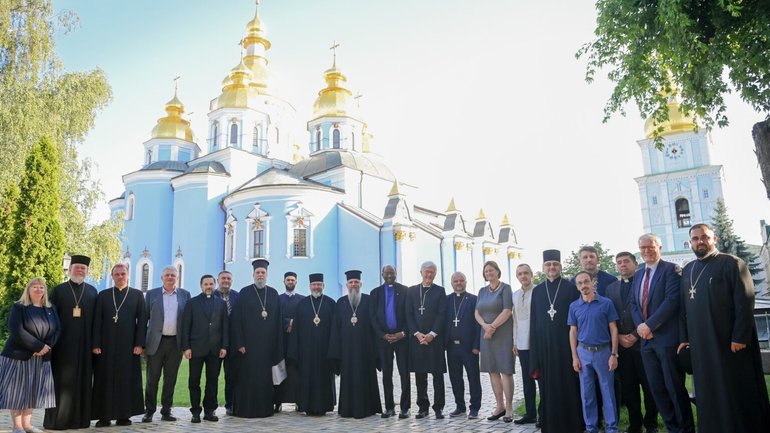 Делегація Всесвітньої Ради Церков у Києві підтвердила незмінну підтримку України - фото 1