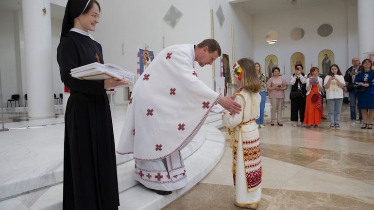 Синод єпископів УГКЦ закликав духовенство і монашество бути ближчими до молоді - фото 1