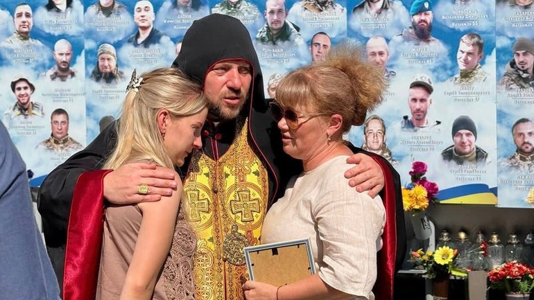 Кардинал Бичок відвідав Одеський екзархат та молився за загиблих від російських атак - фото 1