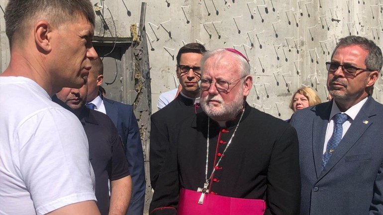 Ґаллаґер про візит в Україну: «Я побачив стійких людей, готових терпіти страждання заради свободи та миру" - фото 1