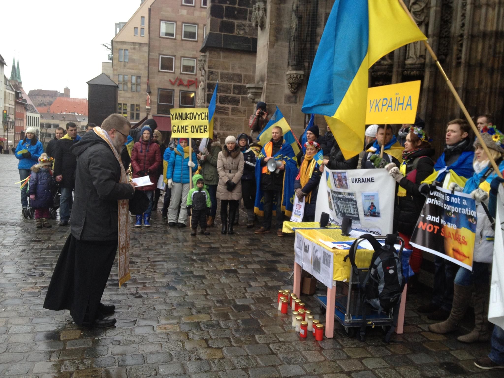 Панахида за загиблими Героями Майдану, січень 2014 року, Нюрнберг - фото 51360