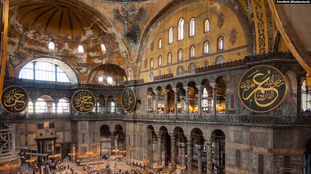85 лет назад Ататюрк превратил главную мечеть Турции в музей. Эрдоган решил это отменить из-за 'фальшивой' подписи Ататюрка - фото 52180