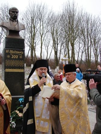 Відкриття пам’ятника Тарасові Шевченку в рідних Добрянах - фото 53322