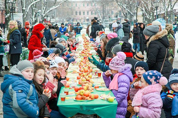 Народні Різдвяні гуляння в Одесі пройшли «на ура» - фото 54480