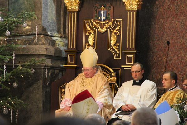 Roman Catholics Celebrate 600th Anniversary of Lviv Metropolitanate - фото 54632