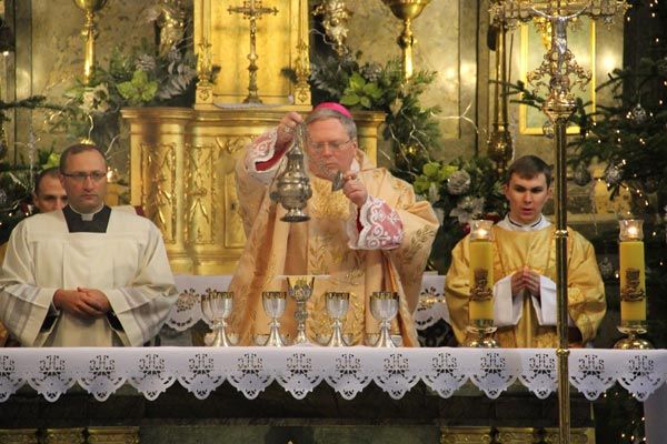 Roman Catholics Celebrate 600th Anniversary of Lviv Metropolitanate - фото 54636