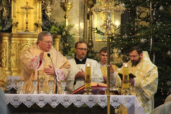 Roman Catholics Celebrate 600th Anniversary of Lviv Metropolitanate - фото 54638