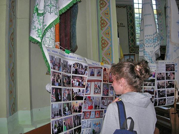 Родини емігрантів молилися у Зарваниці - 55142 Родини емігрантів молилися у Зарваниці - фото 55142