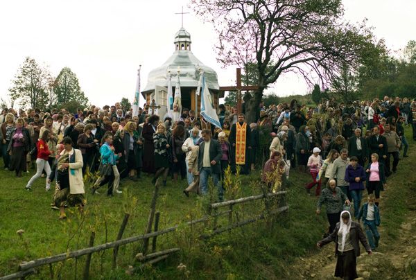 Незвичне паломництво - Хресна дорога в с. Опака - 56423 Незвичне паломництво - Хресна дорога в с. Опака - фото 56423