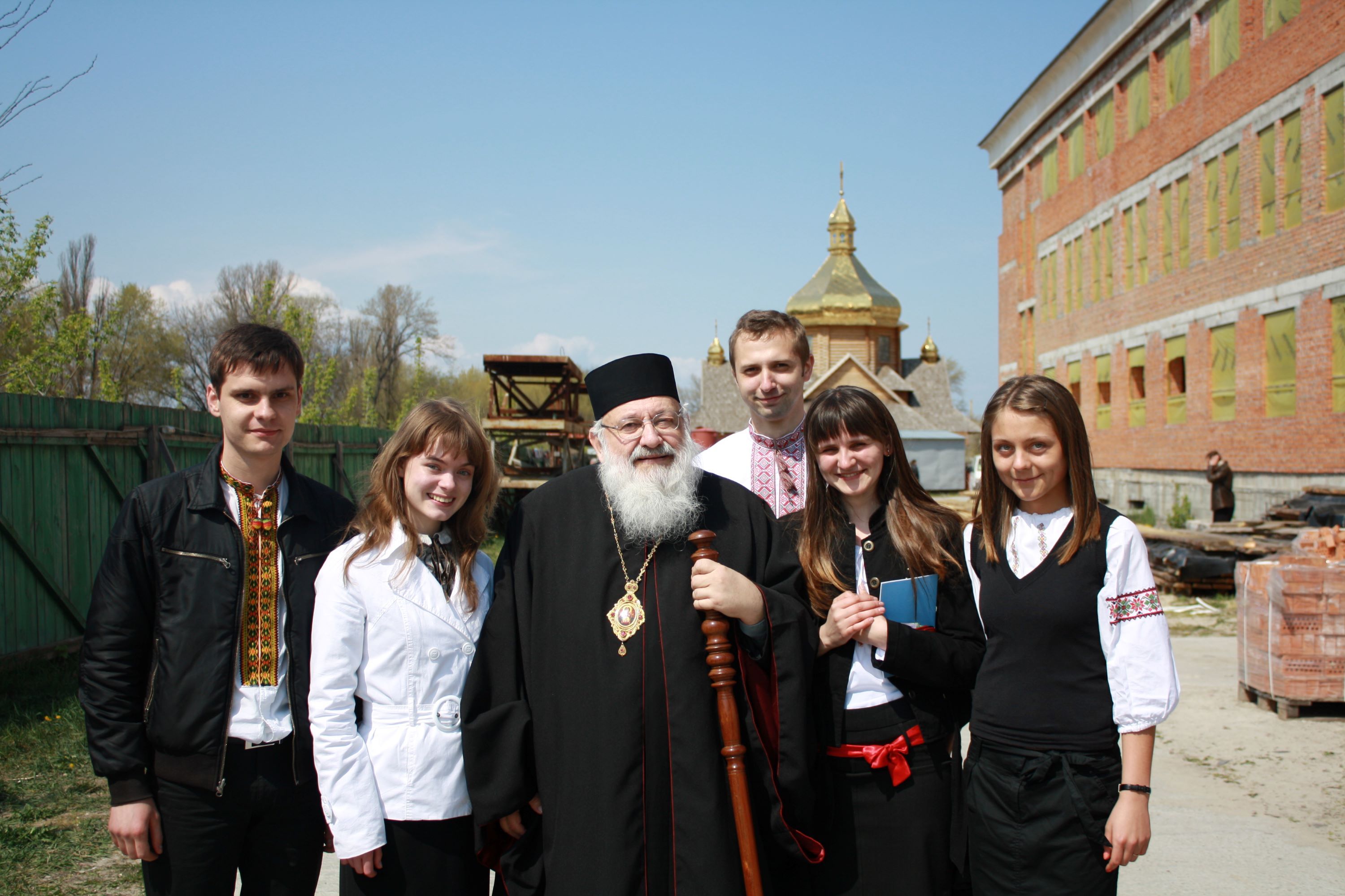Святоюрська молодь з Блаженнішим Любомиром в Києві - фото 56767