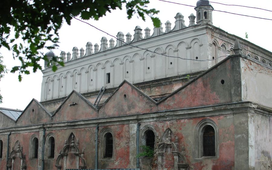 Львовская галерея искусств возьмет на свой баланс церковь и синагогу в Жолкве - фото 57806