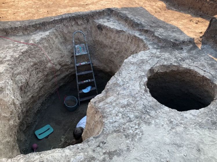 На Херсонщине обнаружили могильник с вождем бронзового века - фото 58712