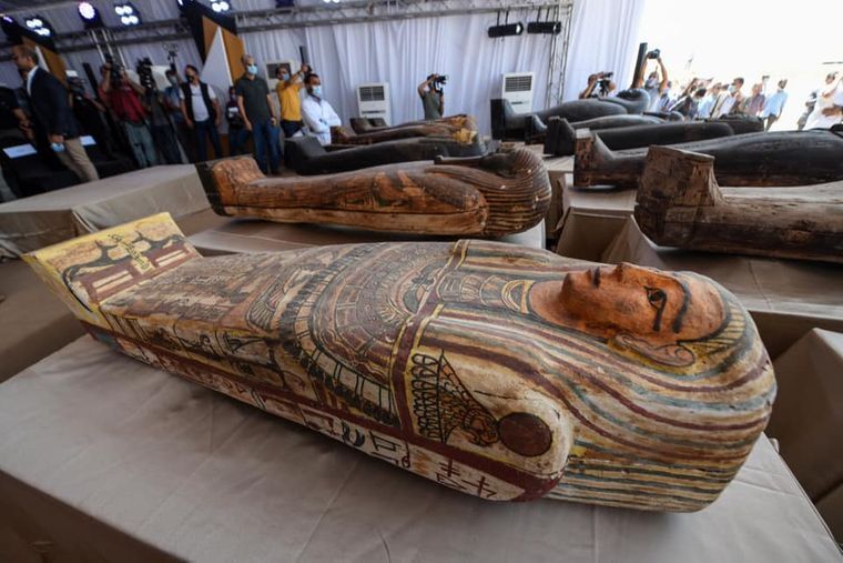 Єгипет показав 59 саркофагів віком понад 2500 років - фото 59459