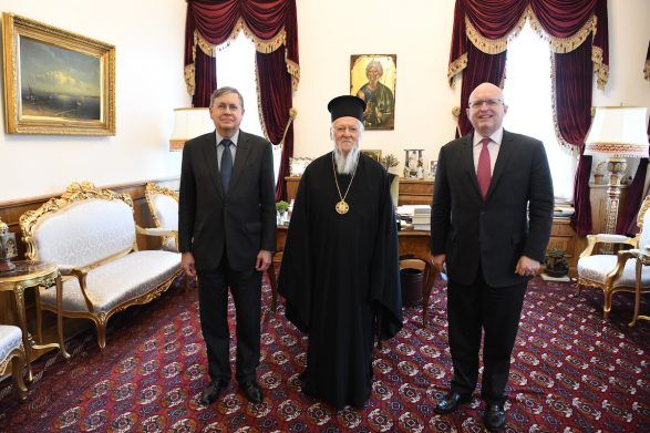 Два посла США відвідали Вселенського Патріарха в Стамбулі - фото 59501