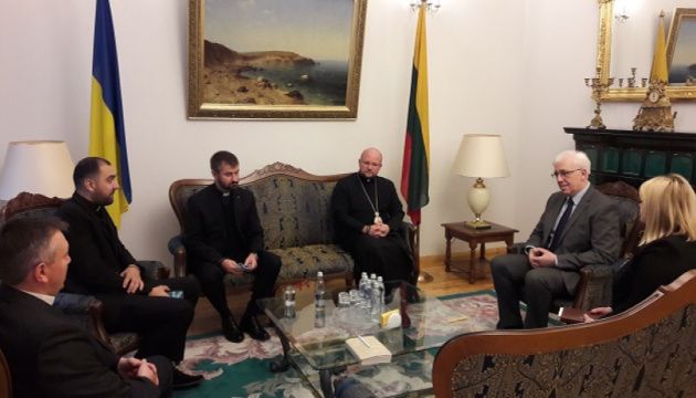 Посол України в Литві та єпископ УГКЦ обговорили співпрацю й допомогу українцям - фото 59537