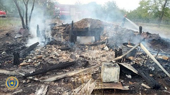На Черкащині згоріла дерев’яна будівля чоловічого монастиря УПЦ МП - фото 59830