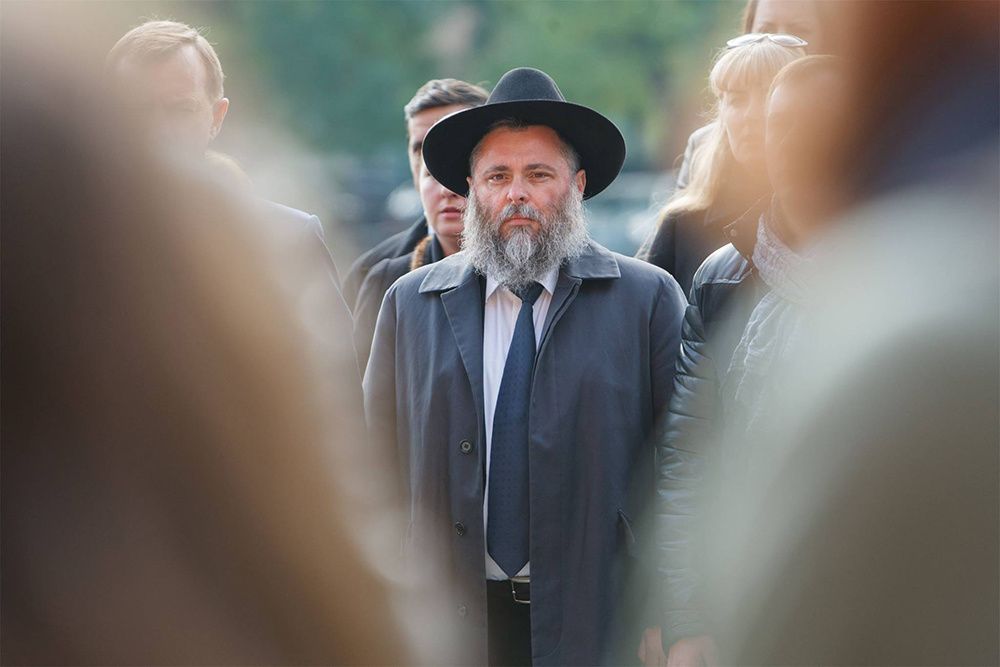 Рабин Йонатан Маркович: 'Сьогодні, слава богу, я з антисемітизмом в Україні не стикаюся' - фото 62149
