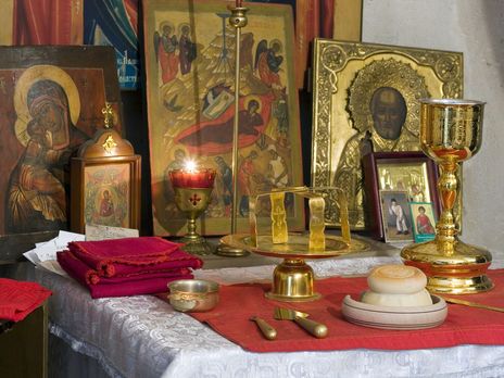 У Російській Православній Церкві відмовилися використовувати одноразові ложечки для Причастя - фото 63372