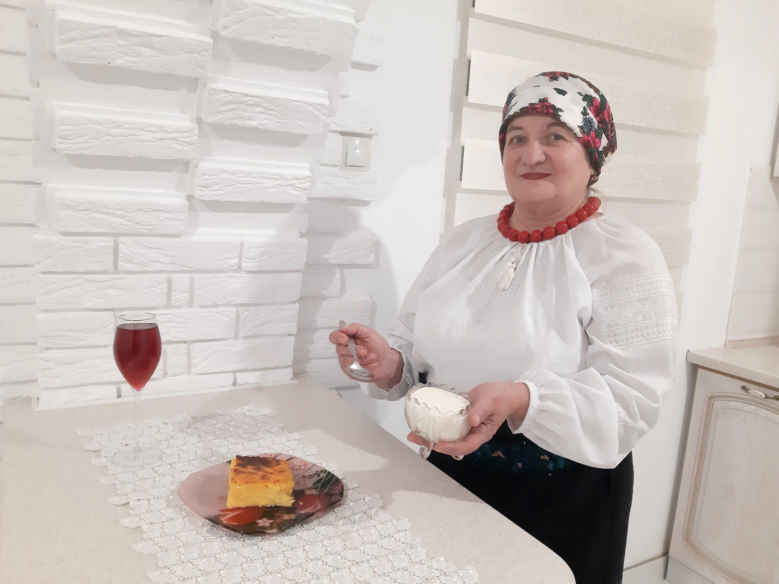 Олена Бондаренко готує малай за рецептом своїх предків - фото 63819