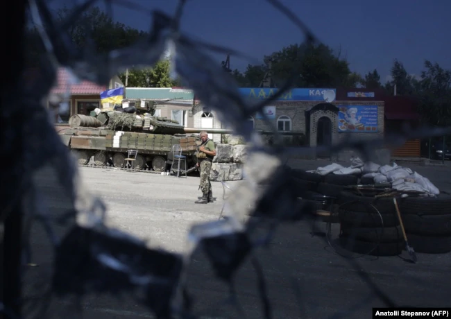 Український блокпост, Горлівка, серпень 2014 року - фото 67060